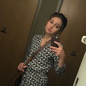 Meet your Posher, Isabel